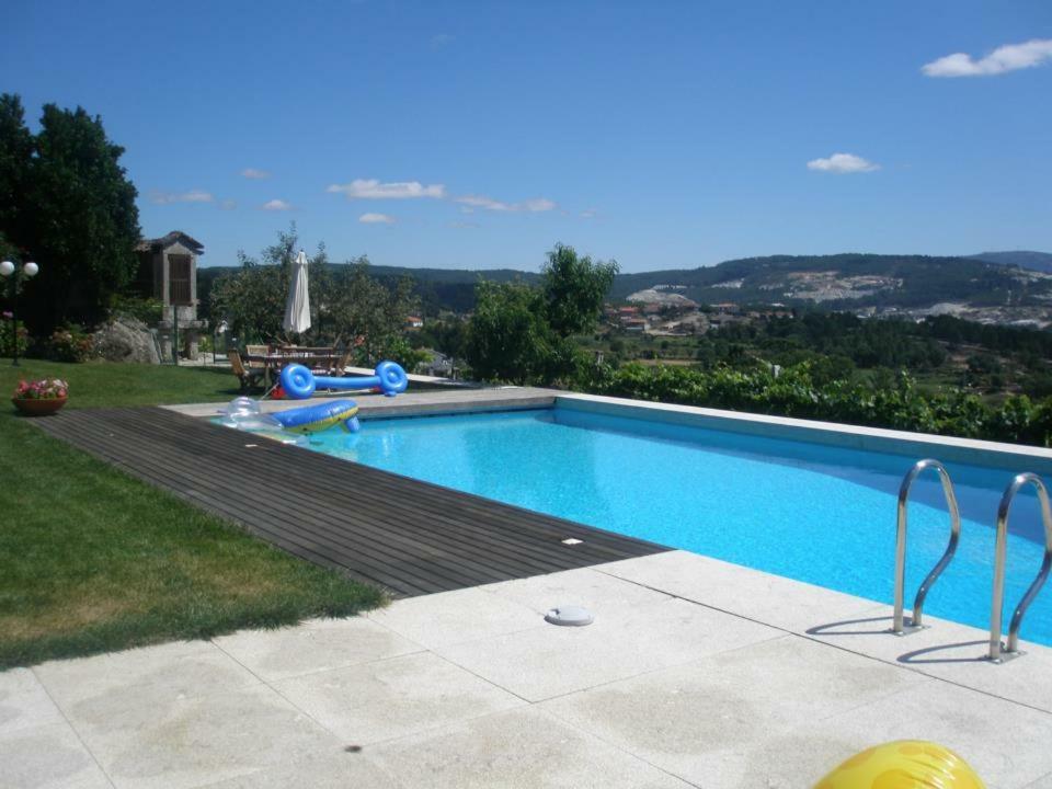 Bragado Casa Da Pedra - Turismo Rural מראה חיצוני תמונה